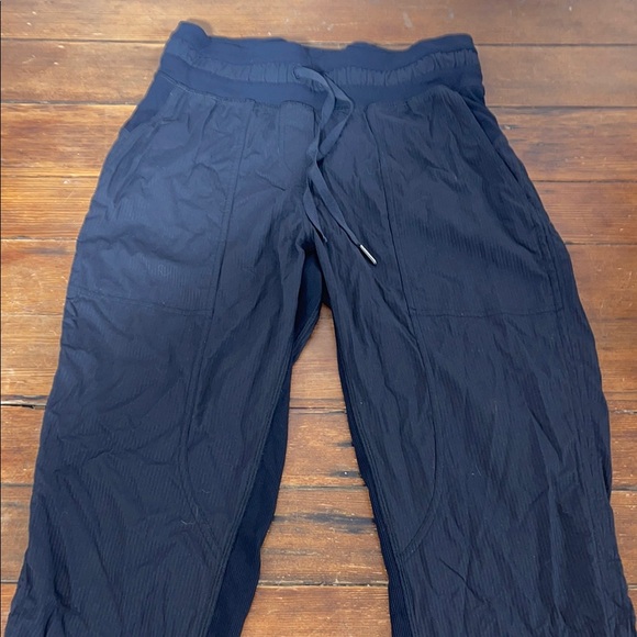 Lululemon Athletica Black Pants - Picture 3 of 5